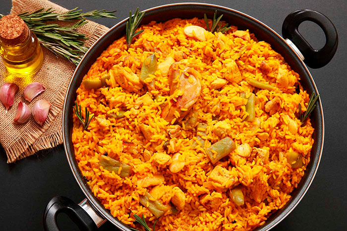 Traditional Andalusian tapas culture, Paella
