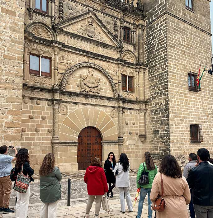 Guided cultural visit as part of Spanish immersion in Andalusia